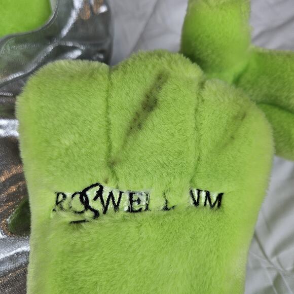 Y2K Kellytoy Large Green Alien Plush Roswell New Mexico Rare Area 51 ET Vintage - Picture 15 of 16